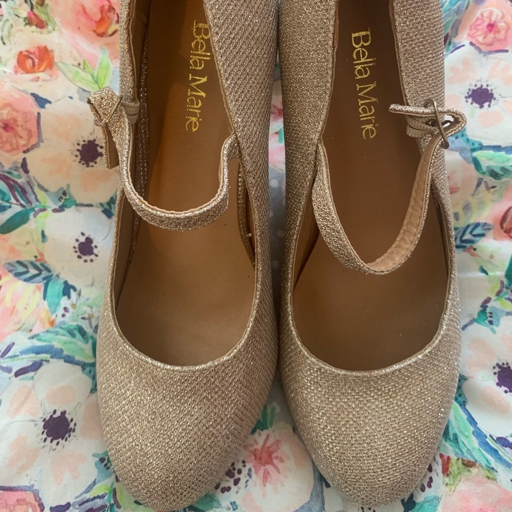 Gold shimmer Mary Jane heels